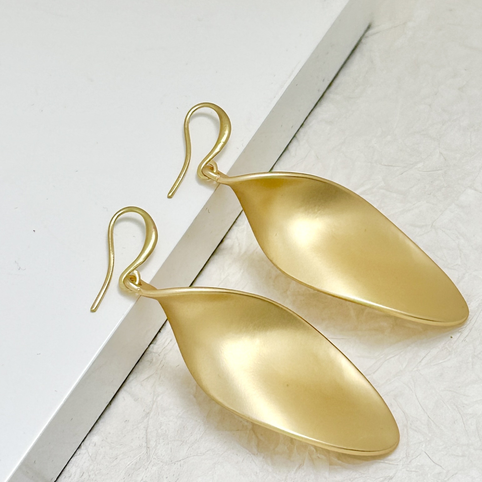 Elegant Gold-Tone Drop Earrings with Minimalist Design